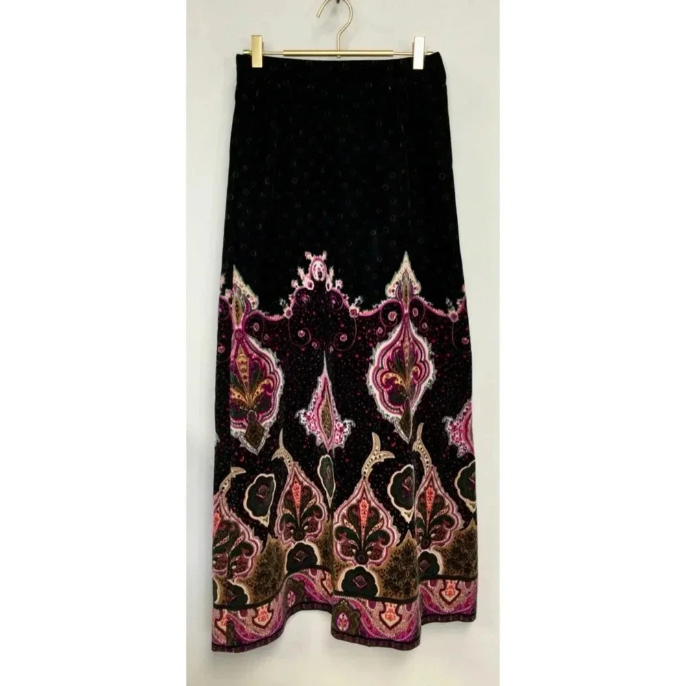 Vintage Women's Unbranded‎ Skirt, S, M, Black Multi